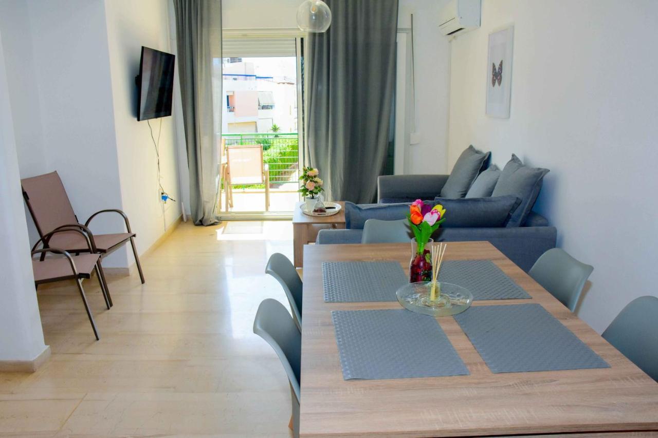 Eclectic With Stunning Seaview Appartement Pórto Ráfti